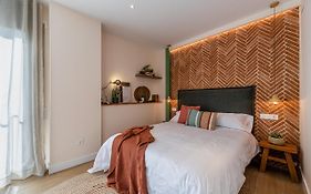 Vestal Suites Domo